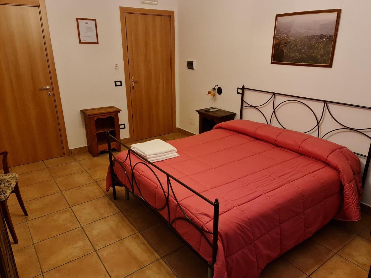 Casale Rurale Bed & Breakfast San Marco Evangelista Luaran gambar