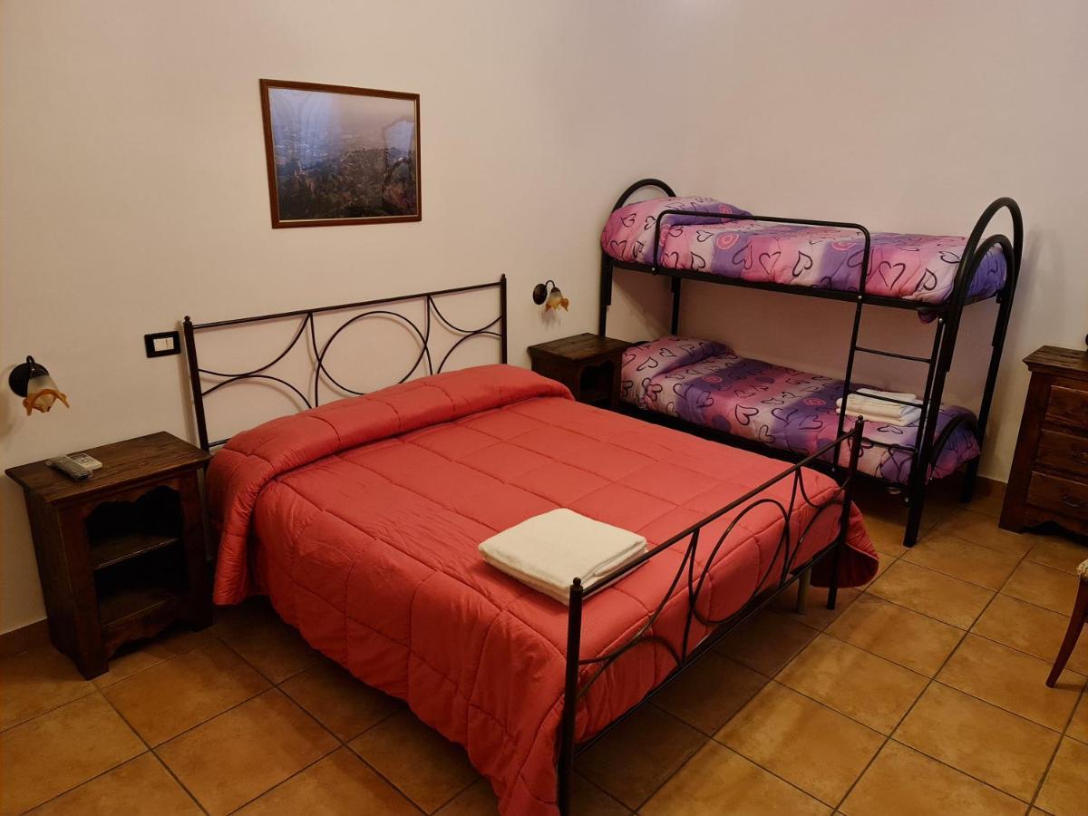 Casale Rurale Bed & Breakfast San Marco Evangelista Luaran gambar