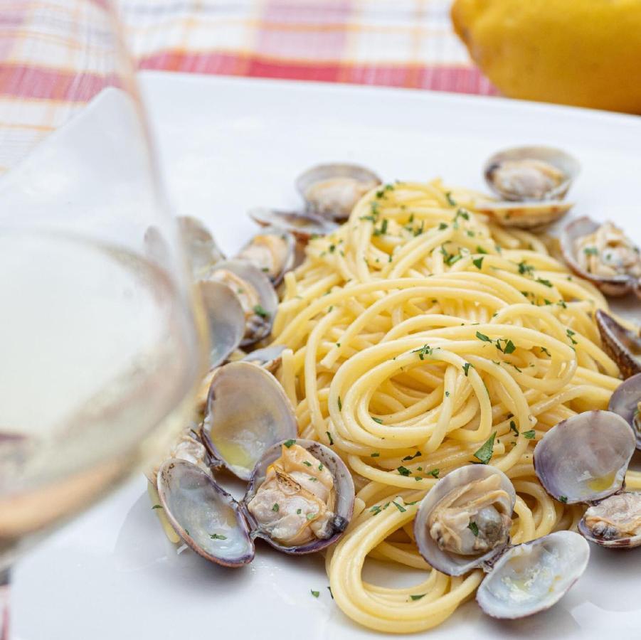 Casale Rurale Bed & Breakfast San Marco Evangelista Luaran gambar