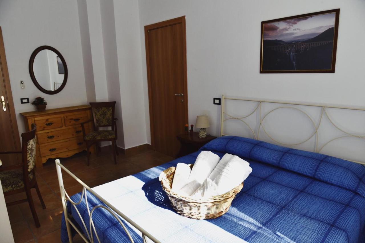 Casale Rurale Bed & Breakfast San Marco Evangelista Luaran gambar